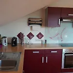 100 Qm 1 - Near Highway *