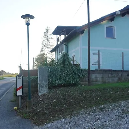 Geraeumige Naehe Autobahn A2 *