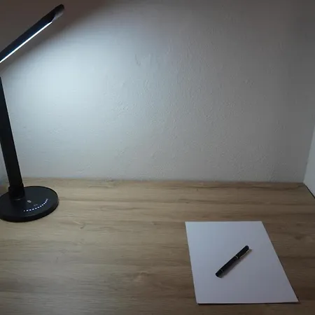 100 Qm 1 - Near Highway Appartement