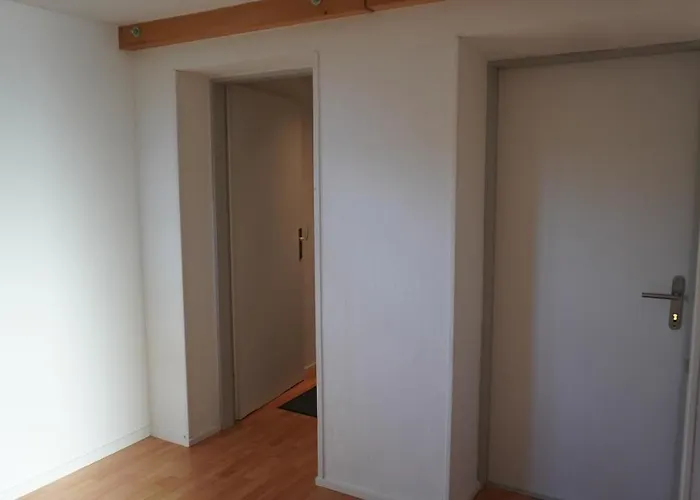 شقة 100 Qm 1 - Near Highway غليسدورف