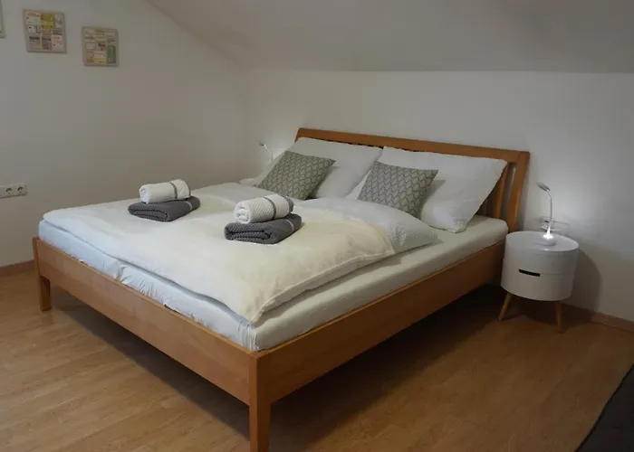 شقة 100 Qm 1 - Near Highway غليسدورف